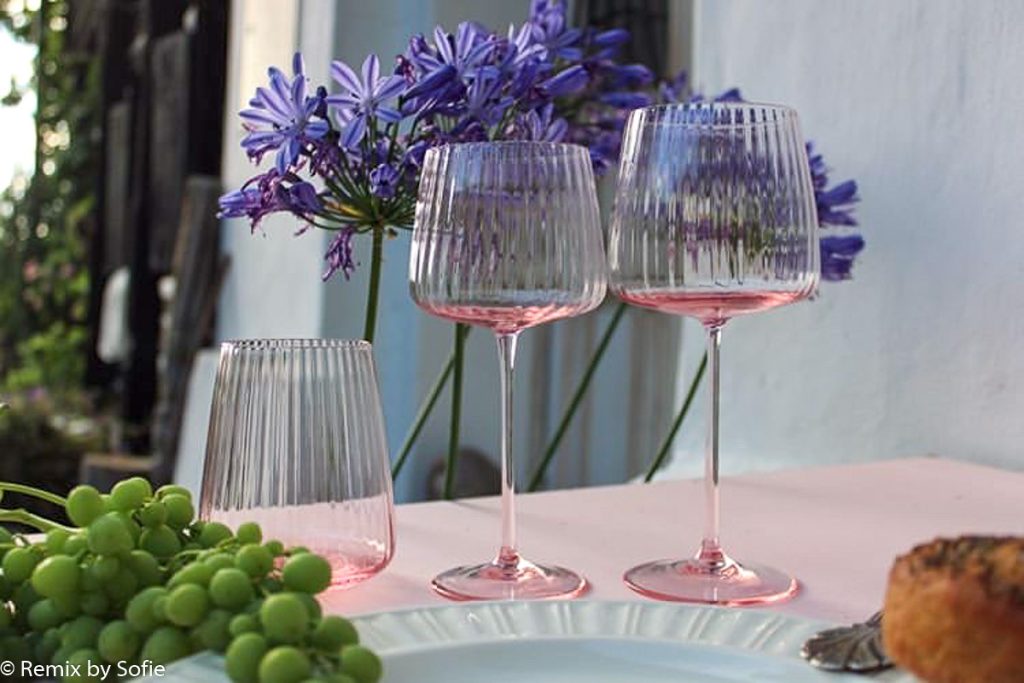 Anna von Lipa Lyon Ripple wine glasses in pink