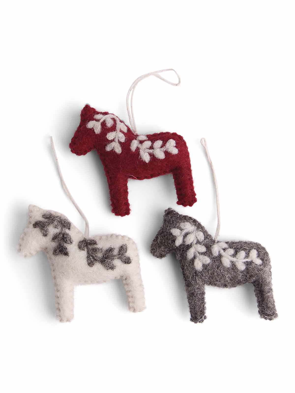 dalehorses in fair trade wool grey, red off-white - Gry & Sif