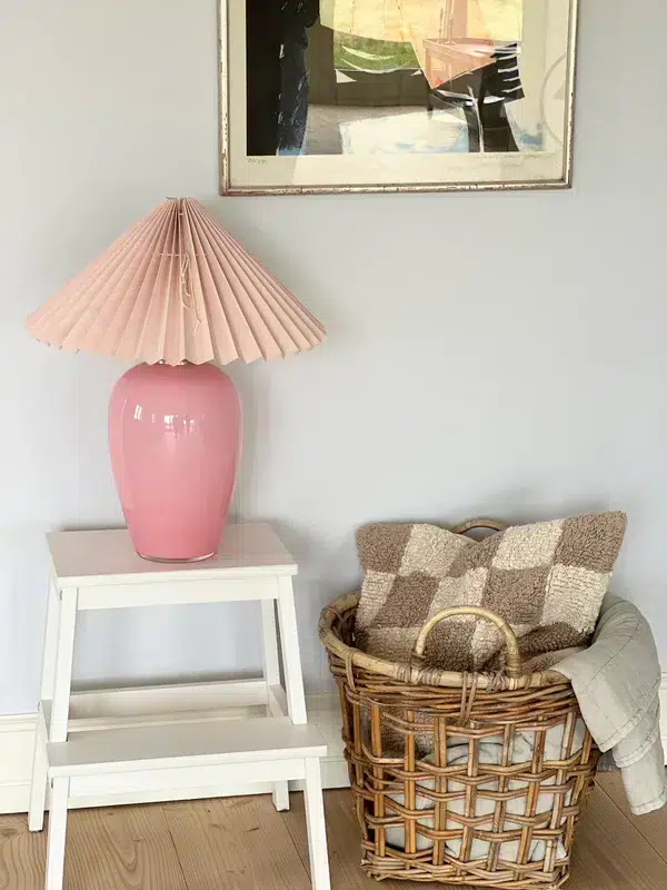 Table lamp with mouth blown glass in pink - Anne Sofie