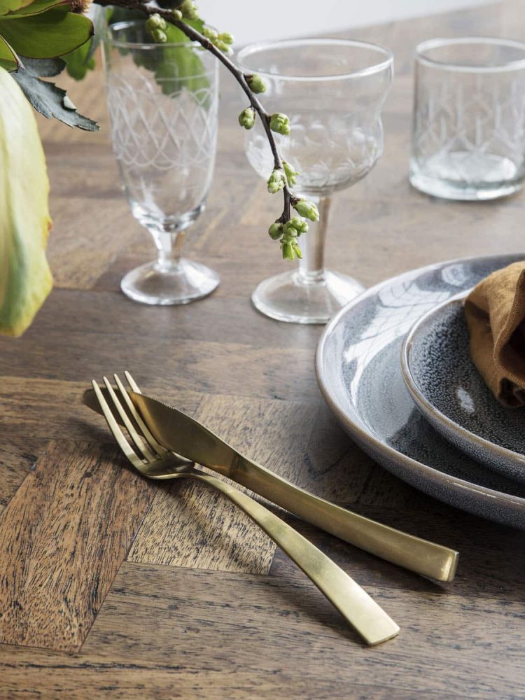 golden cutlery