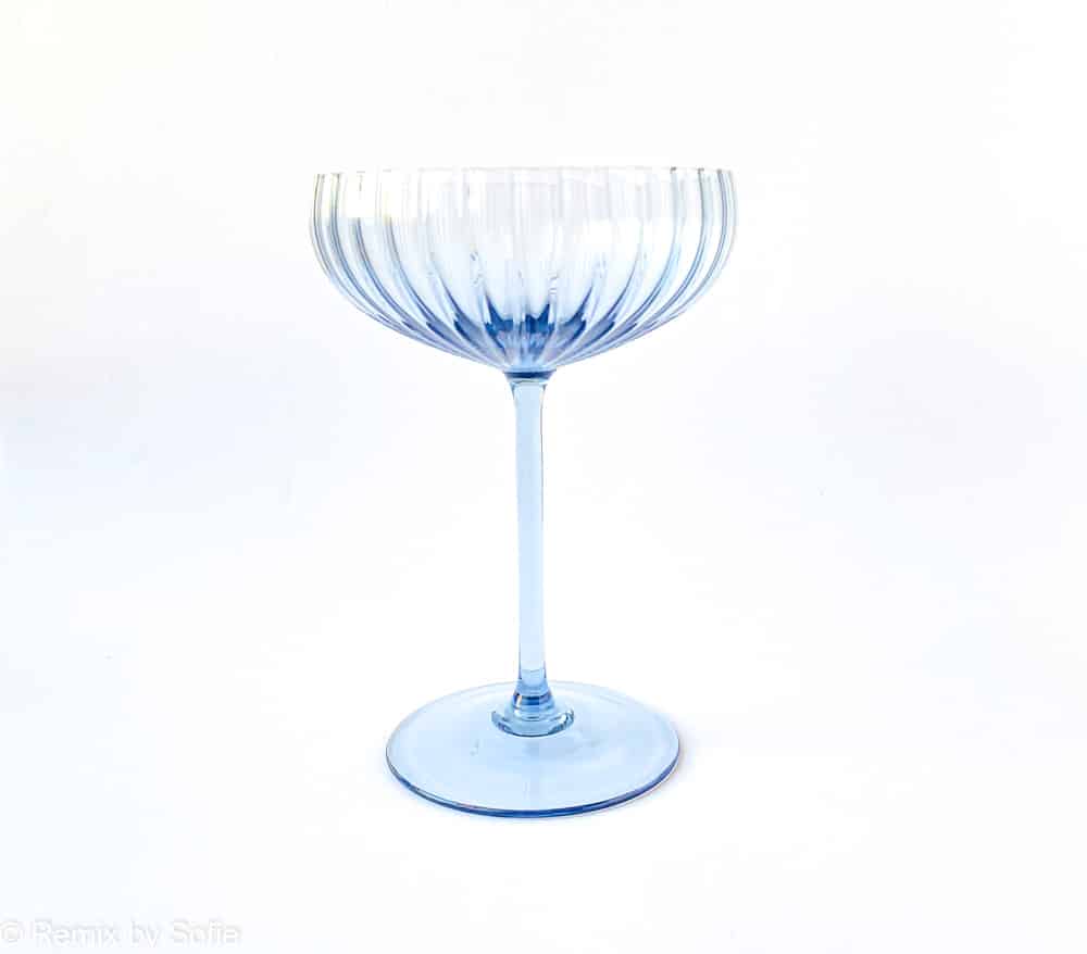 champagne bowl in blue smoke Anna von Lipa