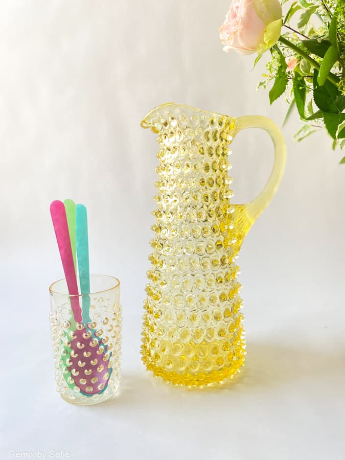 Eiffiel jug in yellow, high jug in yellow, anna von lipa jug, anna von liap glass, hedgehog jug high, anne von lipa dealer, remix by sofie, jugs, glass jugs, hobnail glass, pinapple glass,