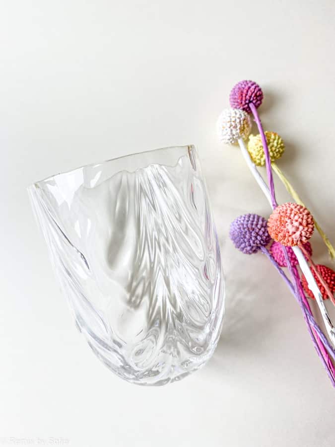 wawe clear, anna von lipa, Remix by Sofie, anna von lipa glass, handblown glass, handblown glass, drinking glass, water glass, colored glass, mix and matck glass, mix & matck glass, tumbler, wawe glass, swirl glass, harlequin glass, spiral glass, bamboo glass, olive glass, table cover, anna von lipa dealer