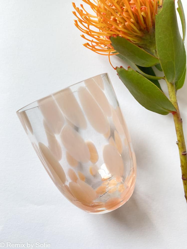 water glass, anna von lipa mix & match, tumbler, water glass, drinking glass, drinking glass, colored glass , remix by sofie, anna von lipa glass, anna von lipa retailer, bohemia glass, mouthblown glass, confetti glass, splash glass, table cover, splash glass, anna von lipa dealer, table cover