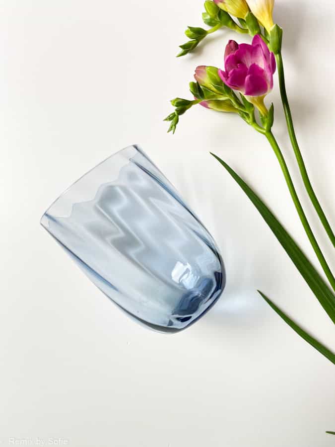 swil glass in blue smoke, anna von lipa mix & match, swirl glass, wawe glass, harlequin glass, tumbler, water glass, drinking glass, drinking glass, anna von lipa glass, remix by sofie anna von lipa retailer,