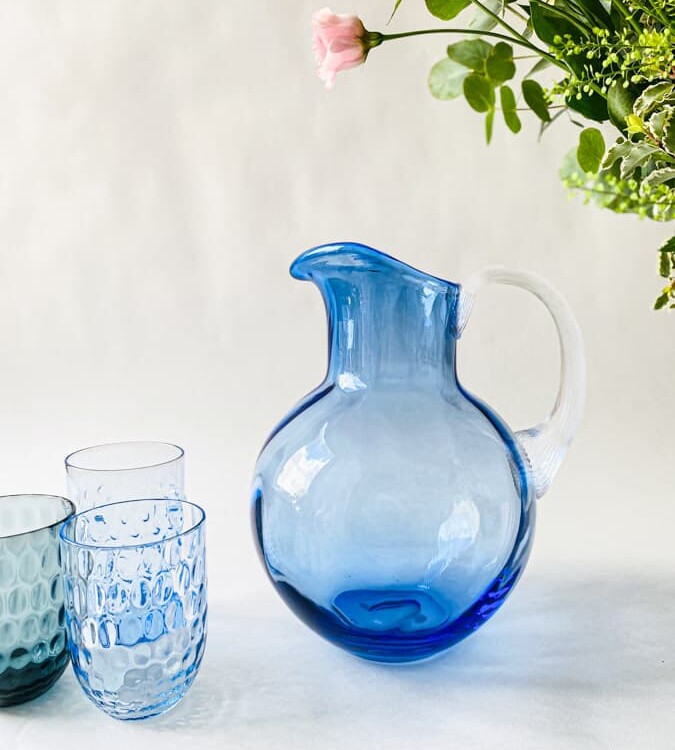 swirlande, jug with swirl, light blue, swirl jug, jug in pink, anna von lipa, swirl jug, glass jug, mouth blown jug, glass jug, anna von lipa glass, anna von lipa retailer, remix by sofie
