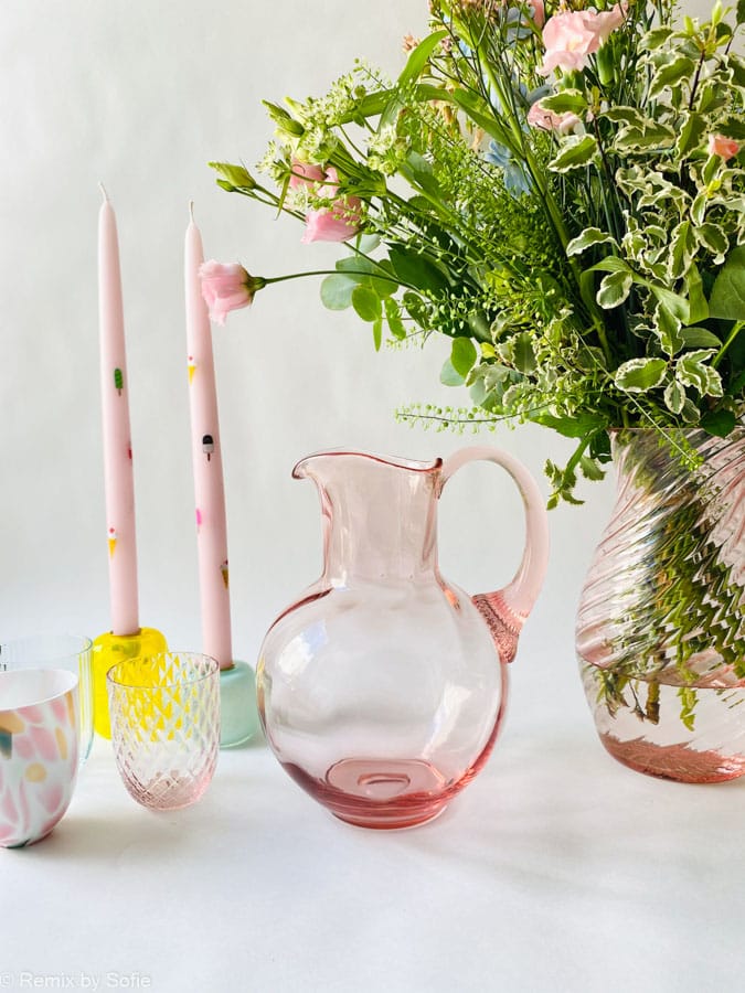 swirlande, jug with swirl, pink swirl jug, jug in pink, anna von lipa, swirl jug, glass jug, mouth blown jug, glass jug, anna von lipa glass, anna von lipa retailer, remix by sofie