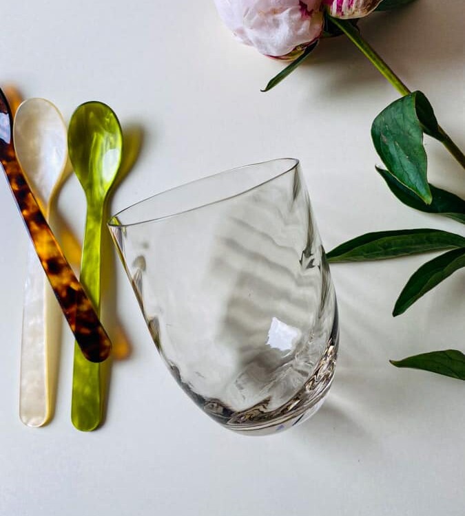 swirl glass in light chocolate, olive glass, bamboo glass, anna von lipa mix & match, swil glass, wawe glass, harlequin glass, tumbler, water glass, drinking glass, drinking glass, stained glass, home interior, table setting, glass from svenska, svenska svenska svenska, remix by sofie