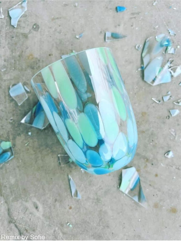 water glass, anna von lipa mix & match, tumbler, water glass, drinking glass, drinking glass, colored glass , remix by sofie, anna von lipa glass, anna von lipa retailer, bohemia glass, mouthblown glass, confetti glass, splash glass, table cover, splash glass, anna von lipa dealer, table cover