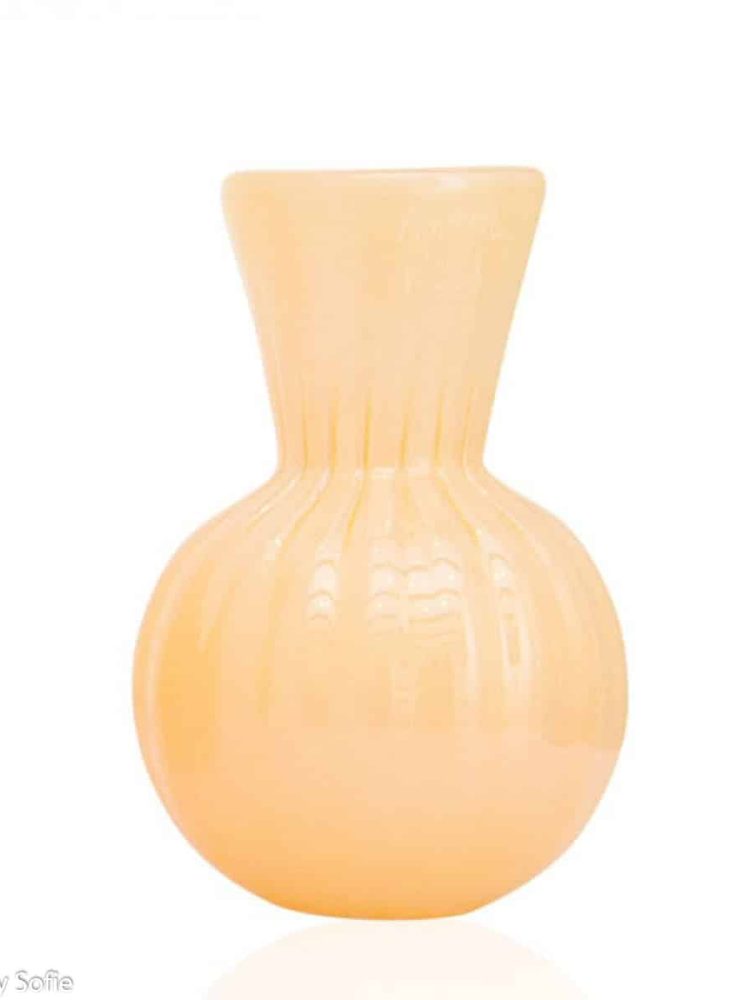 Anne Flohr keyhole vase