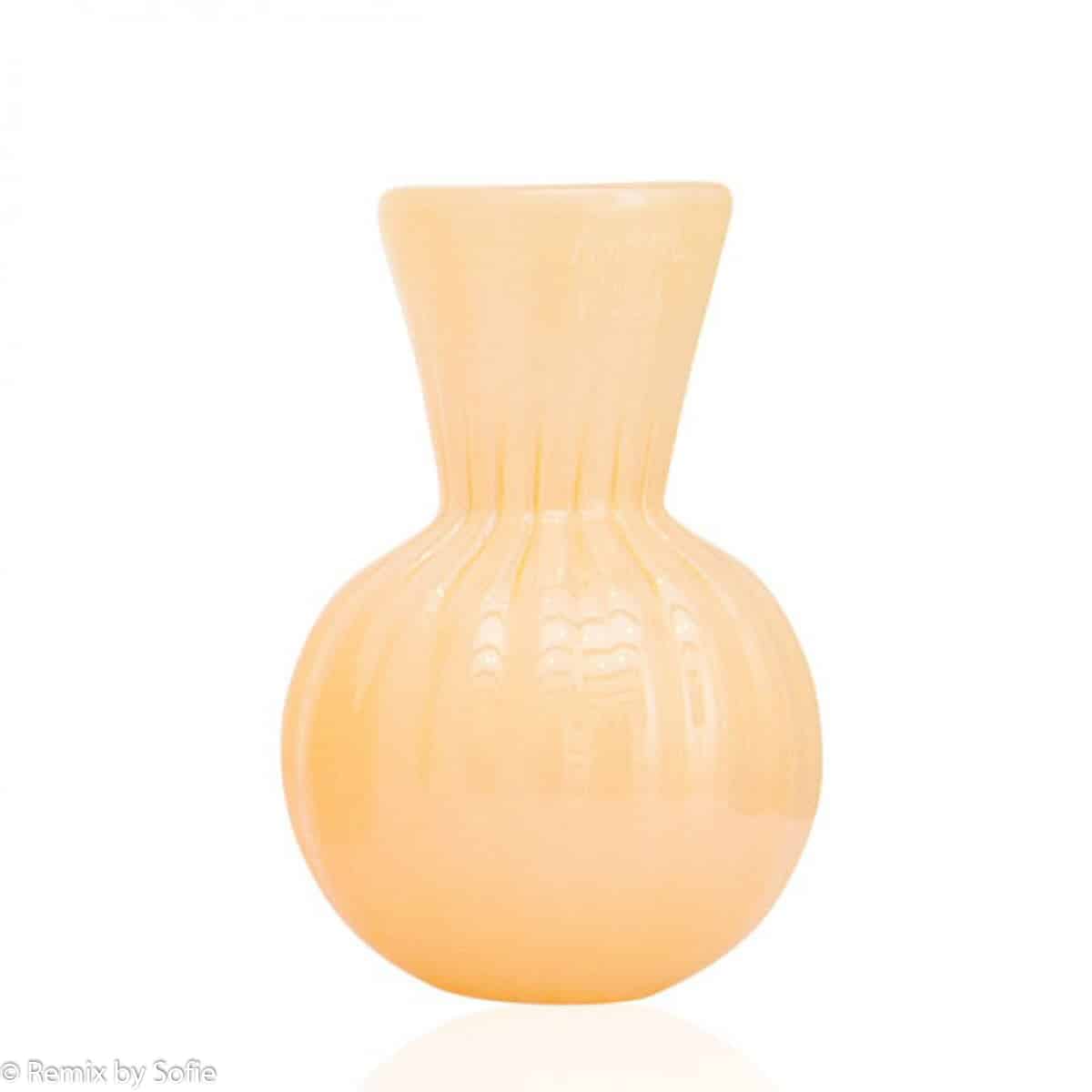 Anne Flohr keyhole vase