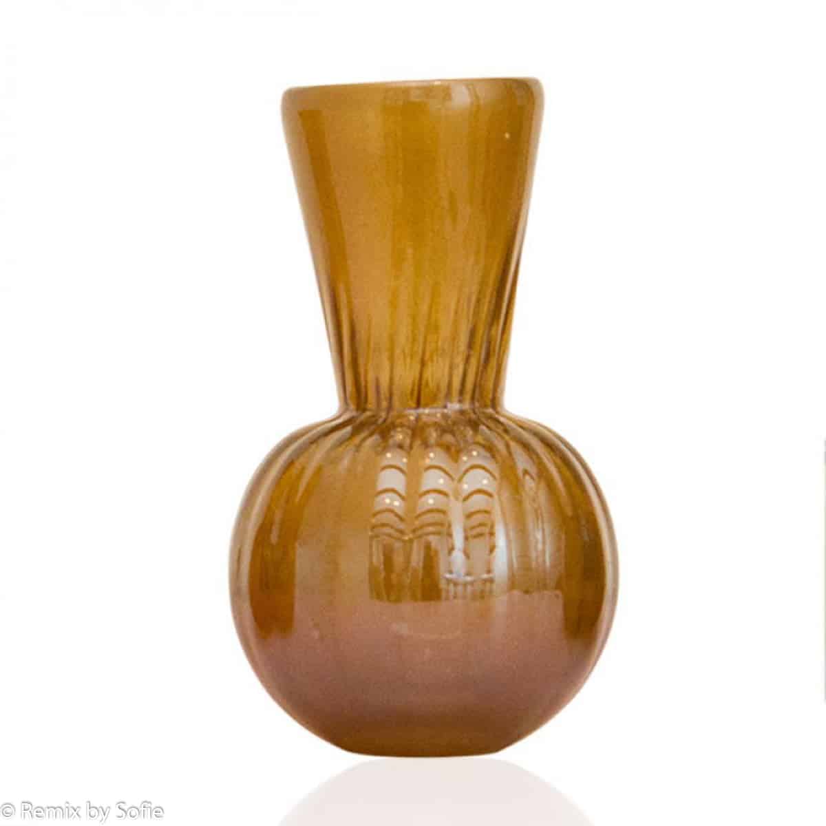 Anne Flohr keyhole vase