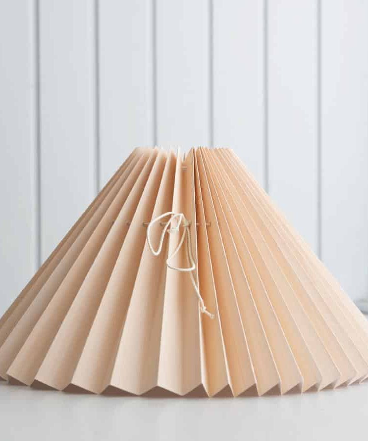 salmon-colored, coral lampshade, pleated lampshade, pleated lampshade, pink roses, lampshades, pleated lampshade, lampshade, colored lampshade. remix by sofie, handmade lampshade, home decor, lampshade