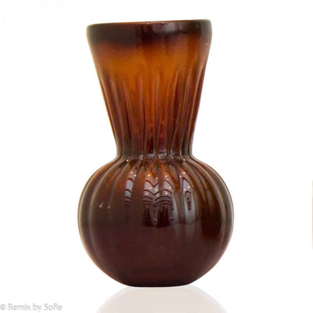 Anne Flohr keyhole vase