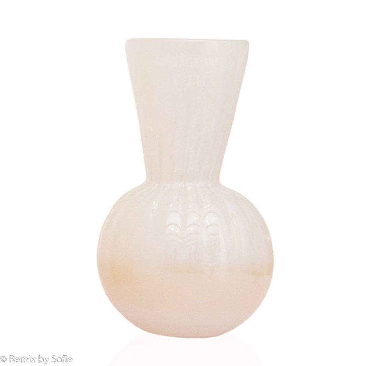 Anne Flohr keyhole vase