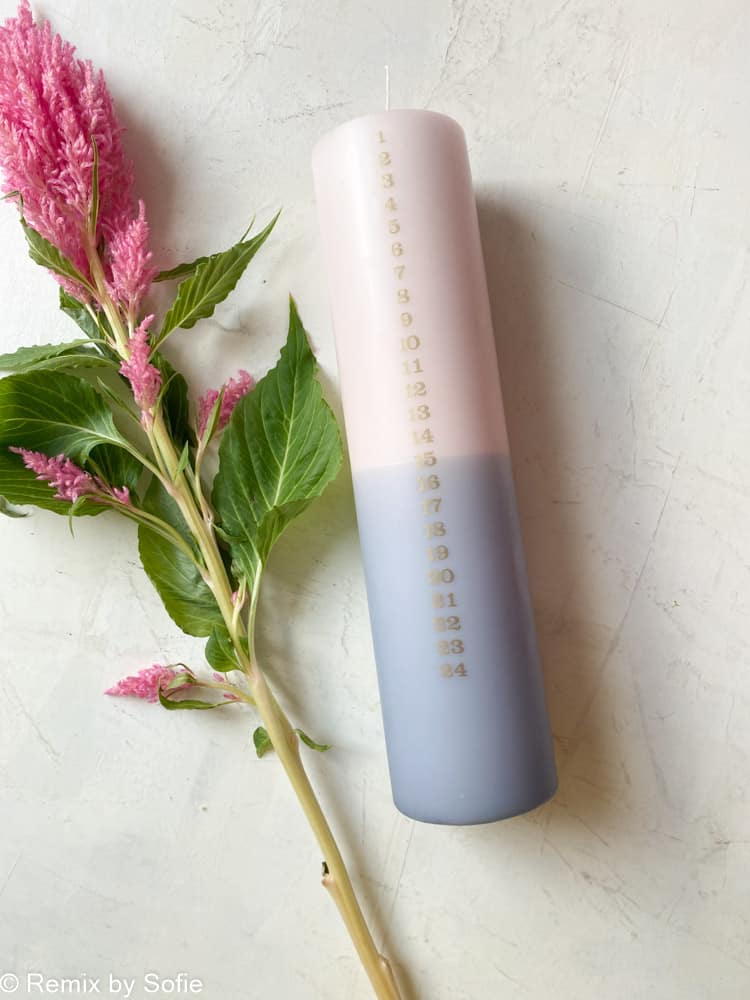 calendar light in pink and lavender 6 cm