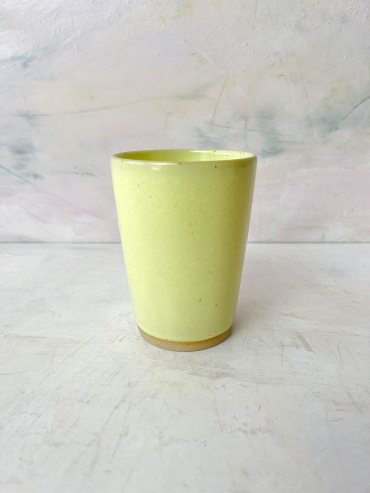 tall ø-cup in lemonade - Bornholm ceramic factory