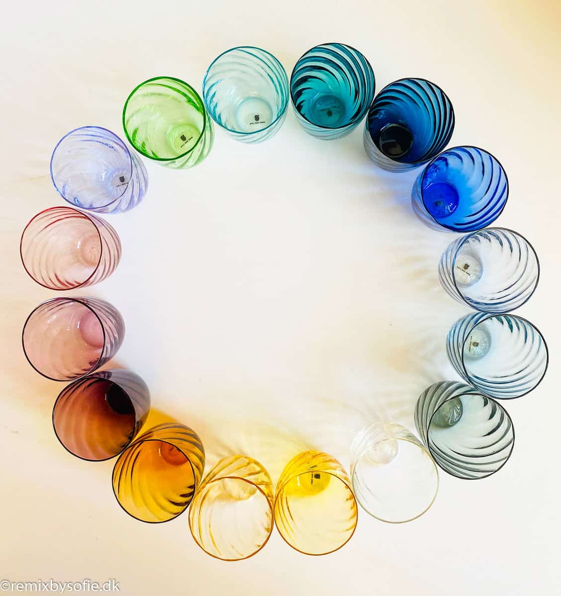 Swirl glass - royal blue - Image 5