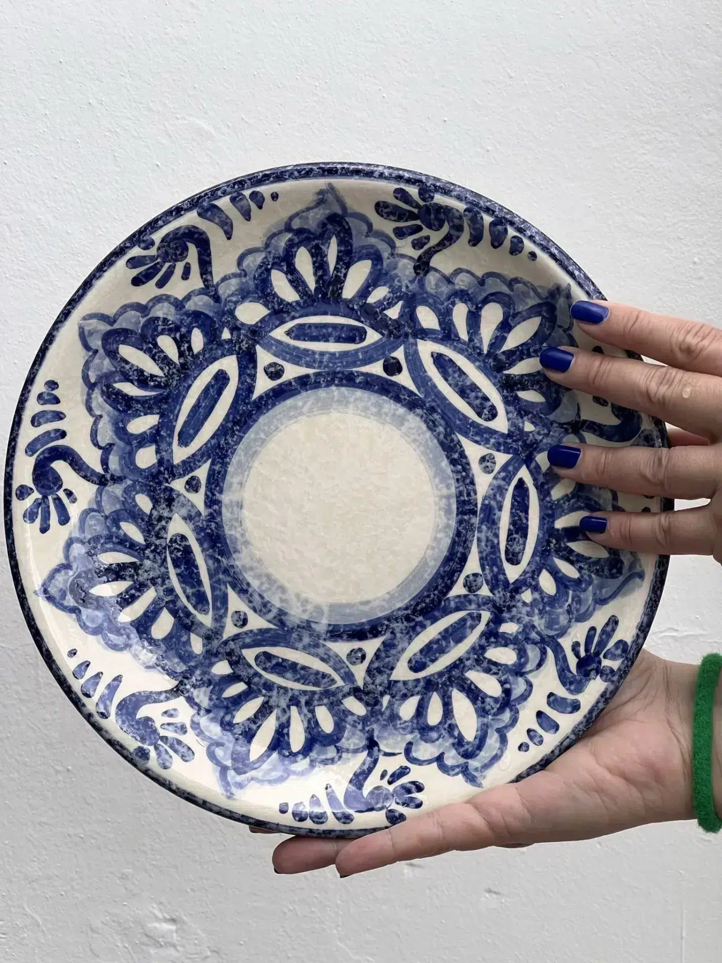 Ceramic plate in Andalusia blue familiar