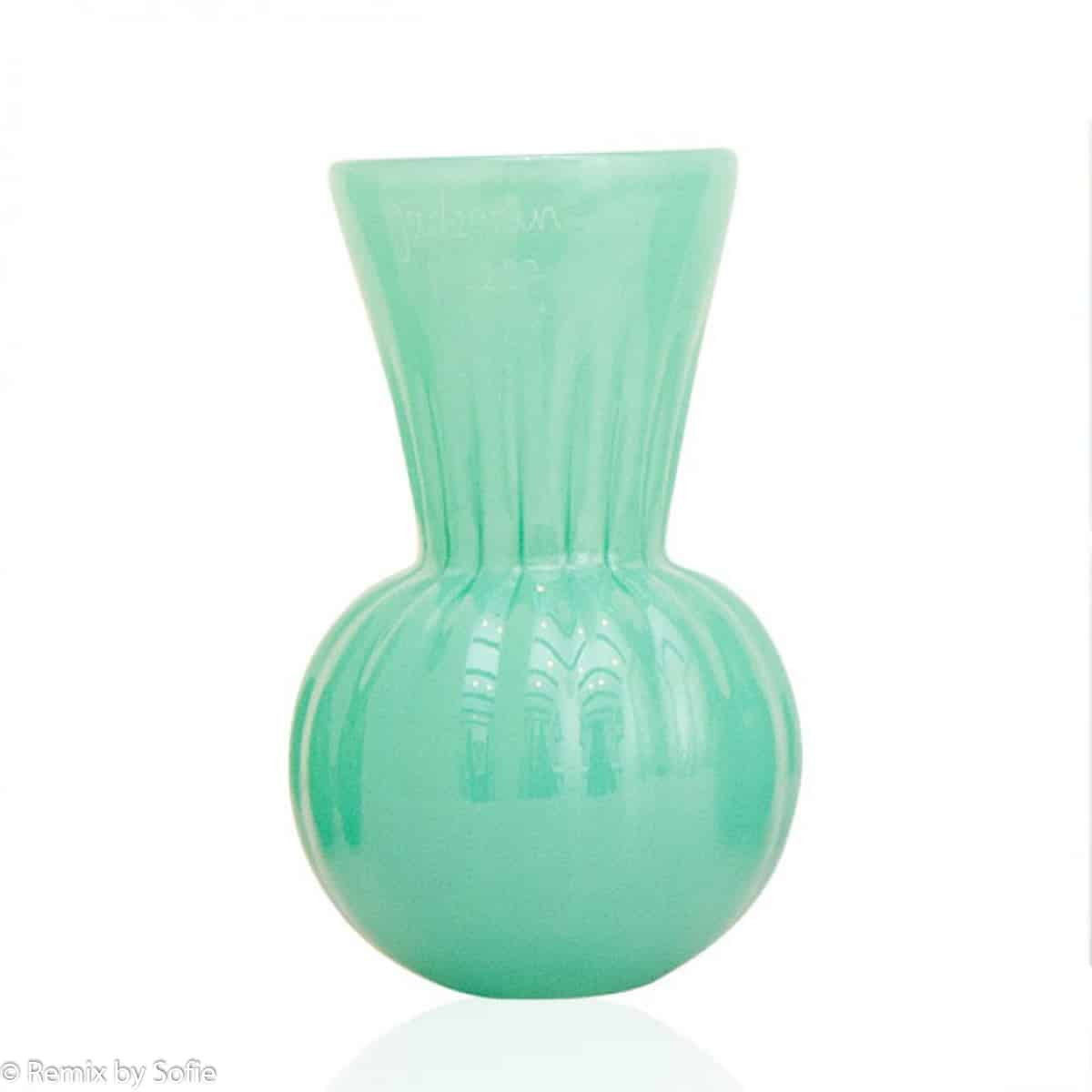 Anne Flohr keyhole vase