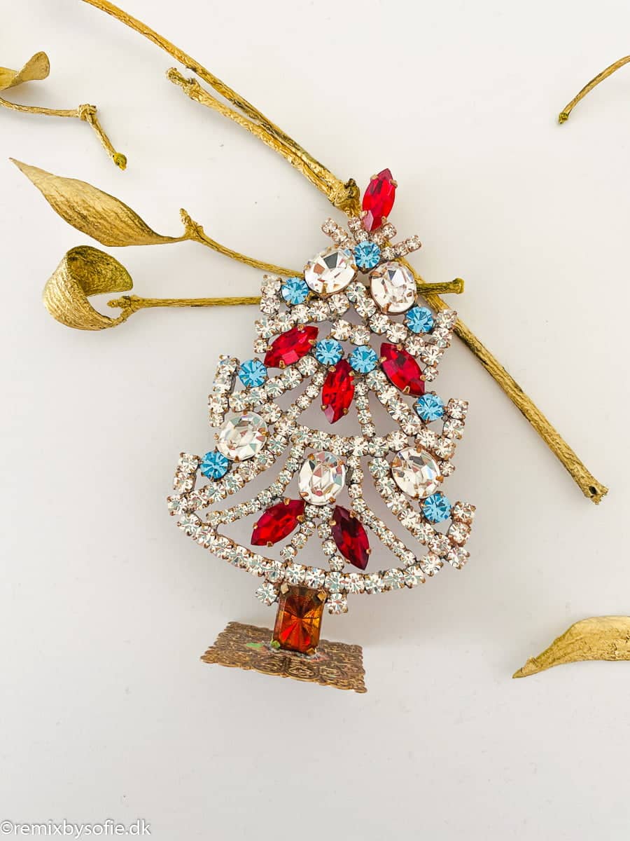 Christmas tree in rhinestones, rhinestones in Christmas trees, Czech Christmas trees, vintage Christmas trees