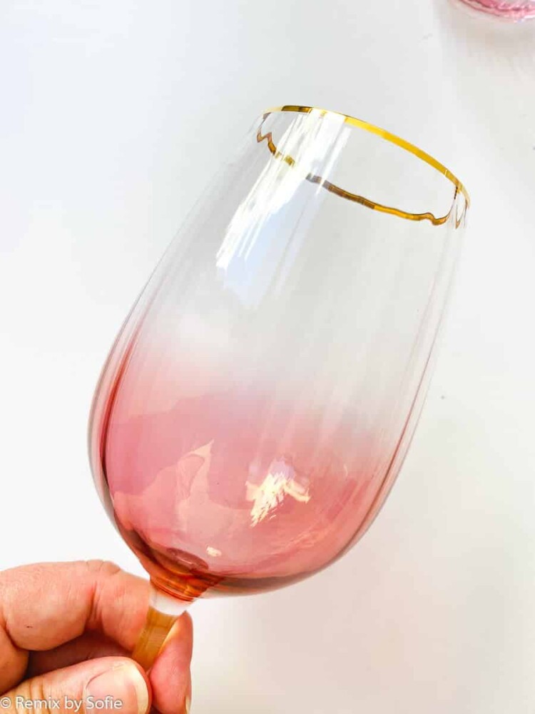 wine glasses, kate wine glasses, exclusive wine glasses with gold trim