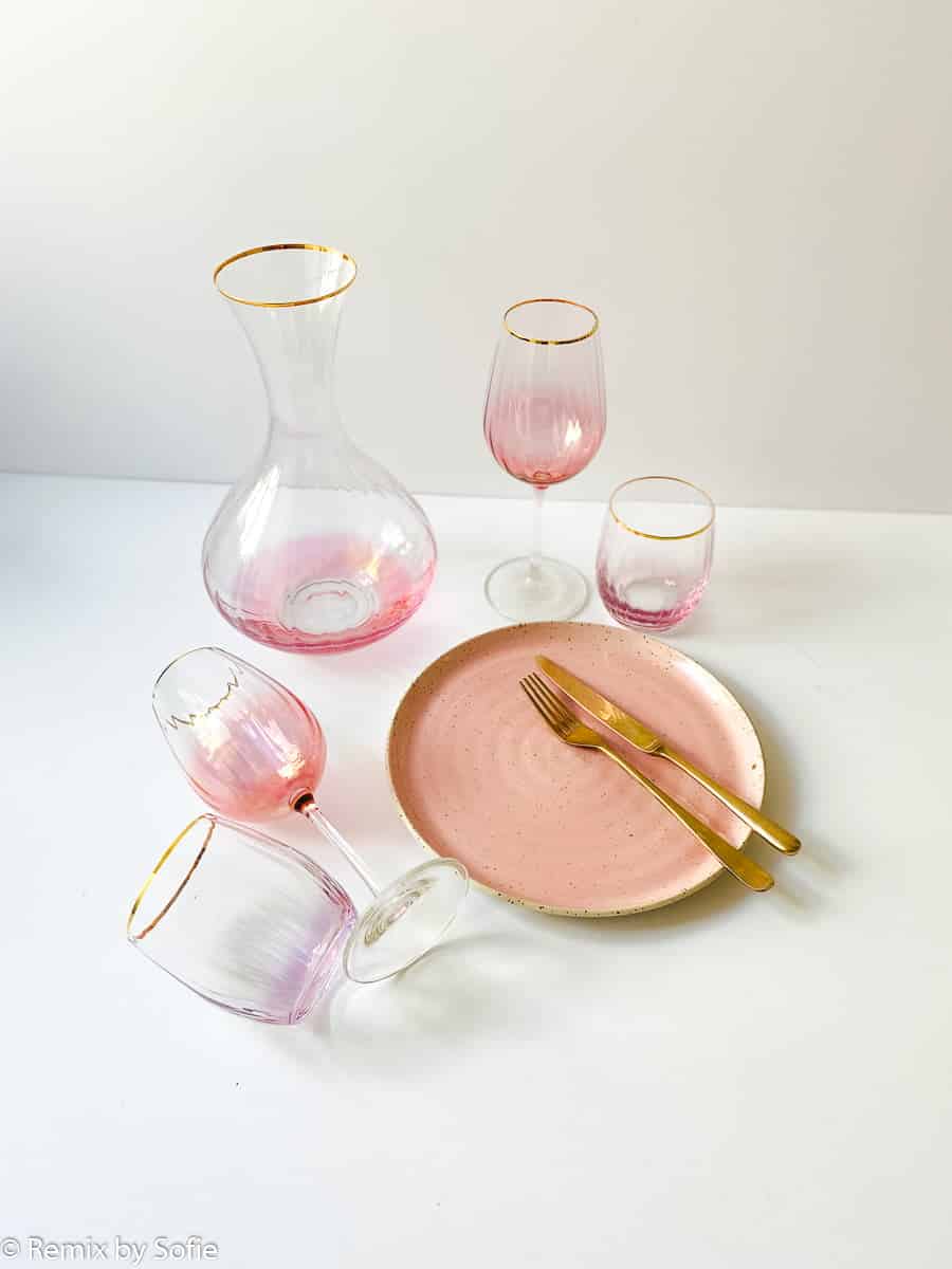 kate glass with gold edge green, wine glass, red wine glass, Burgundy glass