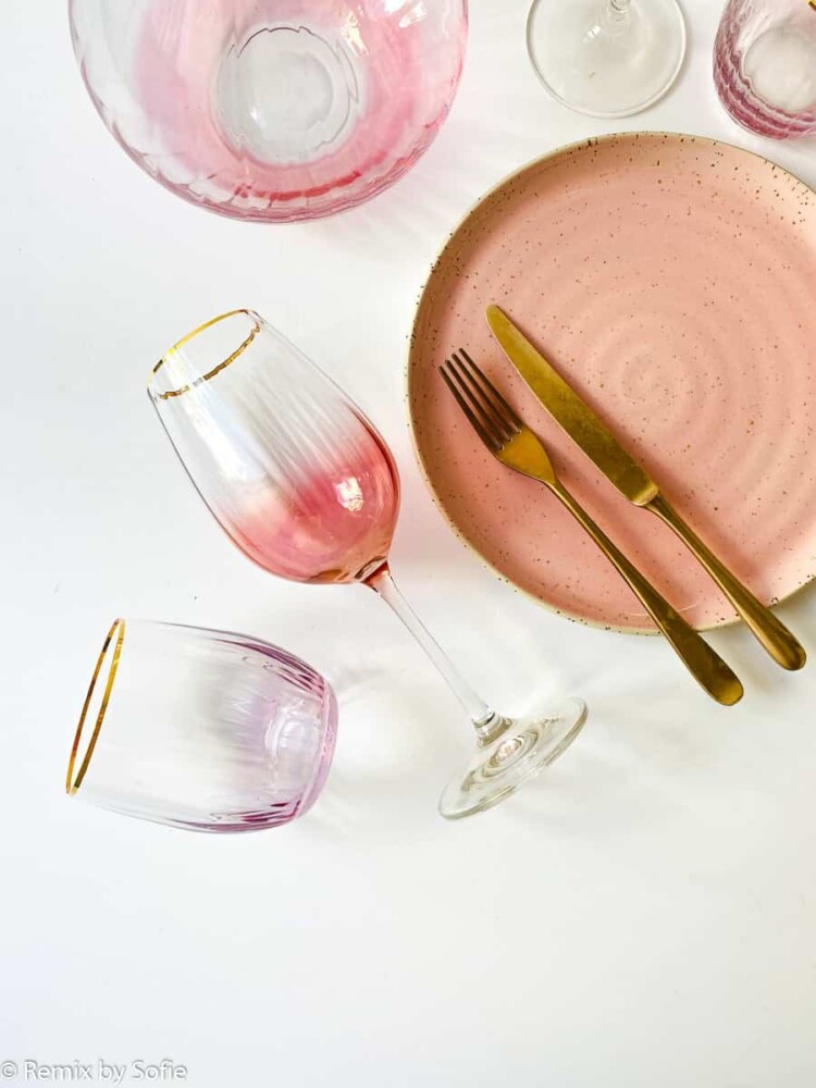 wine glasses, kate wine glasses, exclusive wine glasses with gold trim