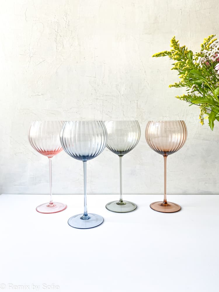 champagne glass, lyon clear wine glass, lyon, anna von lipa, mouth-blown glass, glass, from the Czech Republic, handmade, drill cover, remix by Sofia, design,