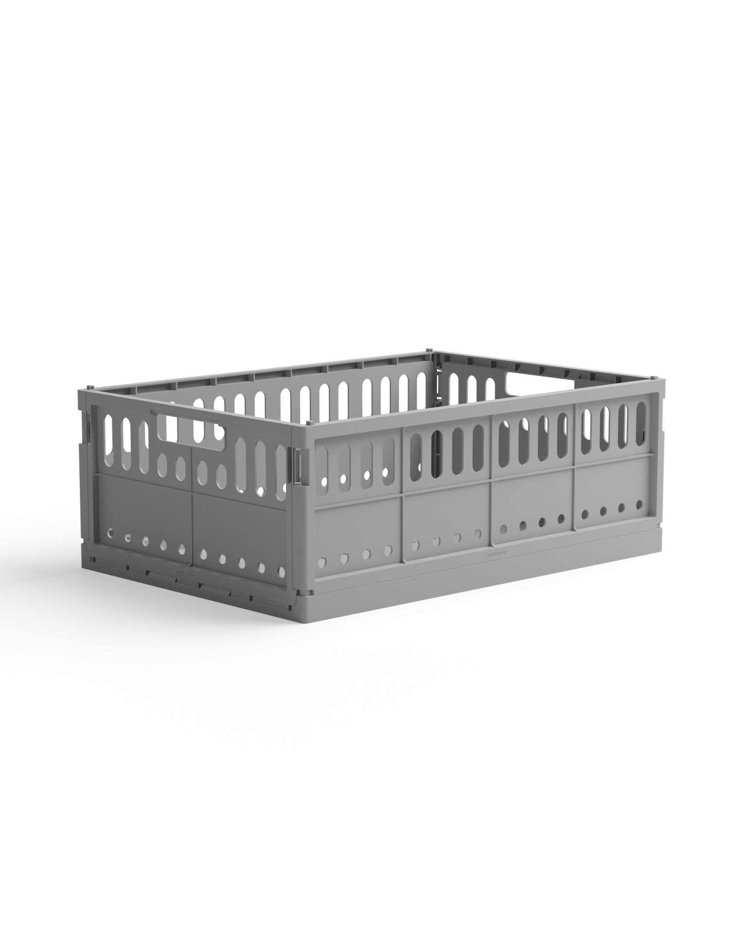 storage boxes in recycled plastic, made crate, stackable boxes, aykassa, hay boxes, remix by Sofia.