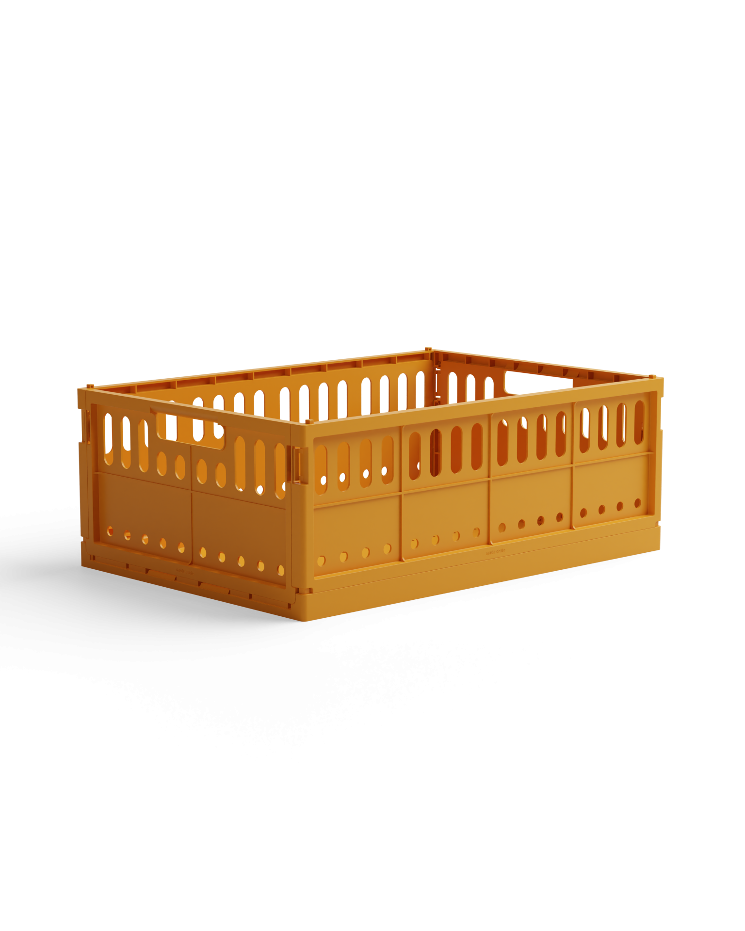 storage boxes in recycled plastic, made crate, stackable boxes, aykassa, hay boxes, remix by Sofia.