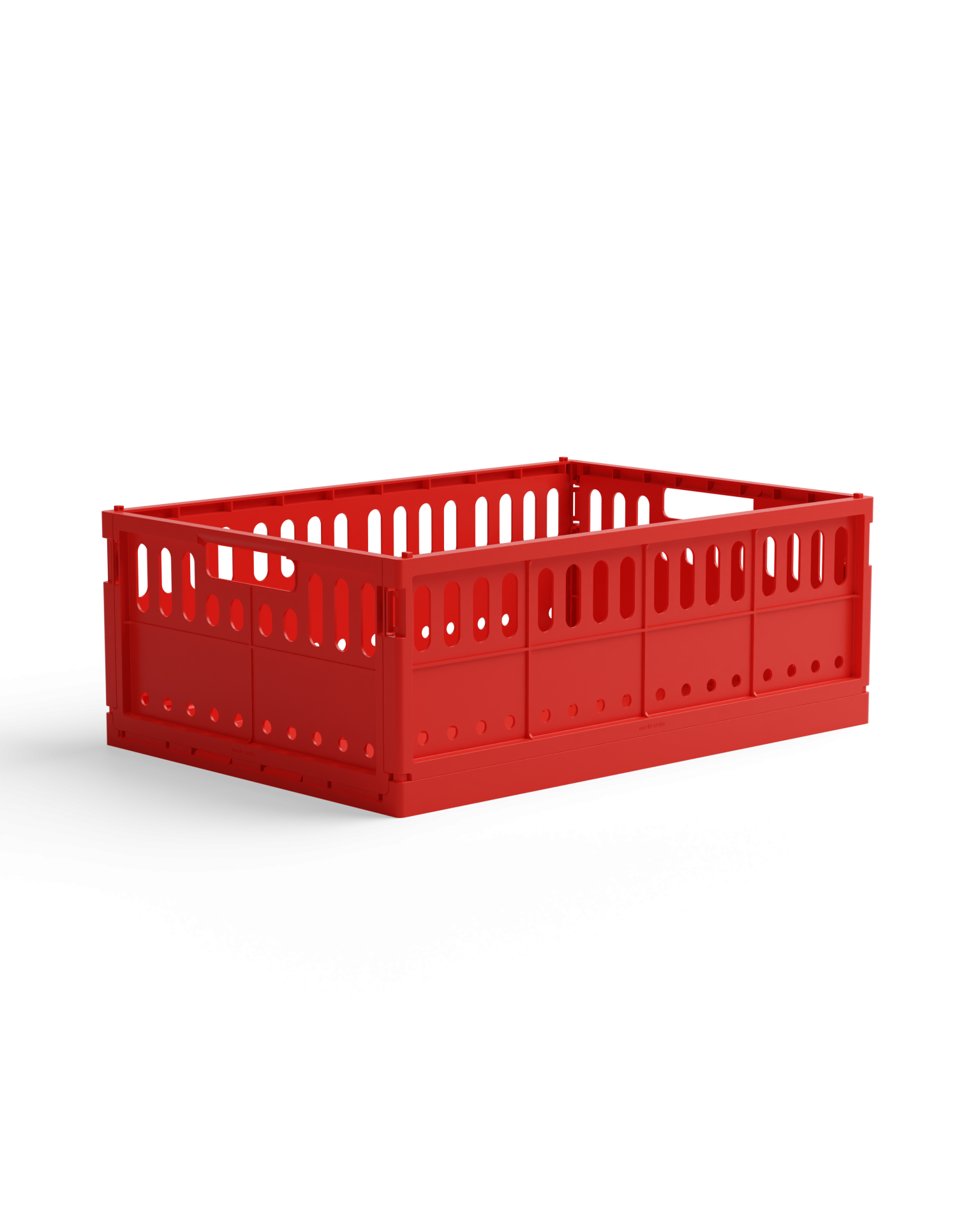 storage boxes in recycled plastic, made crate, stackable boxes, aykassa, hay boxes, remix by Sofia.