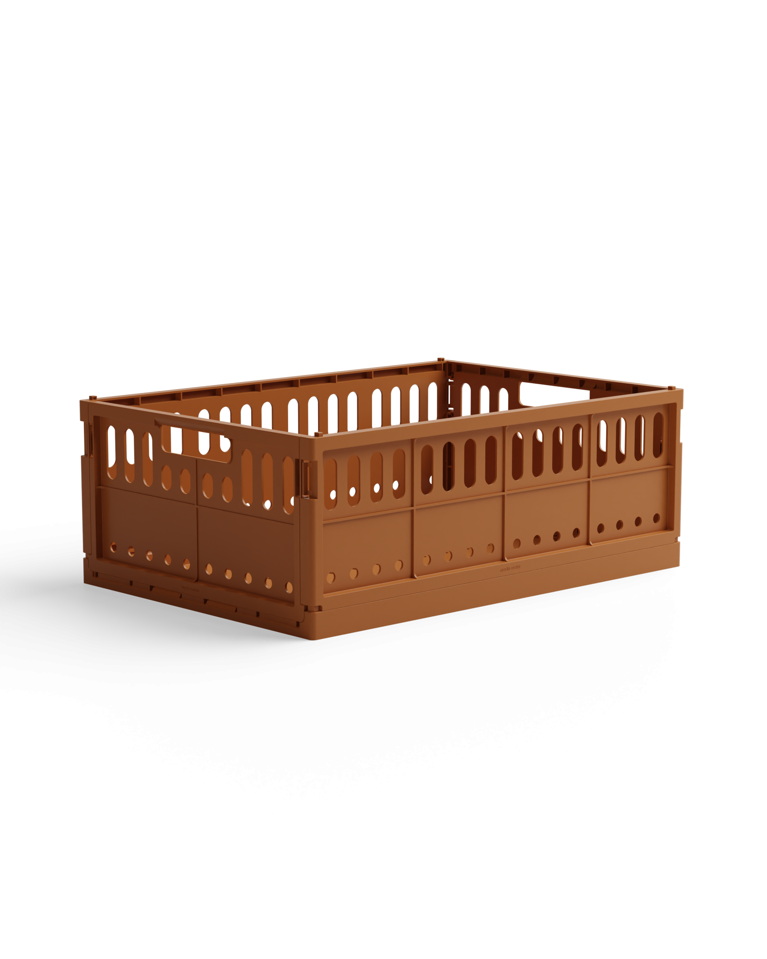 storage boxes in recycled plastic, made crate, stackable boxes, aykassa, hay boxes, remix by Sofia.