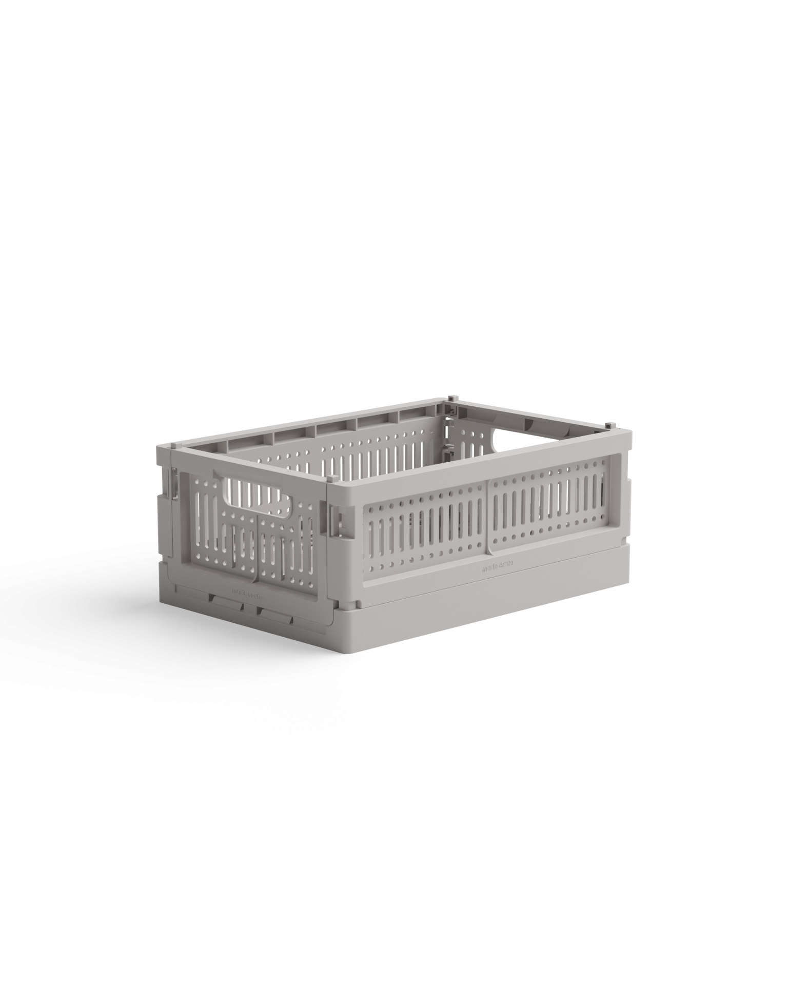 storage boxes in recycled plastic, made crate, stackable boxes, aykassa, hay boxes, remix by Sofia, 100% recycled plastic.