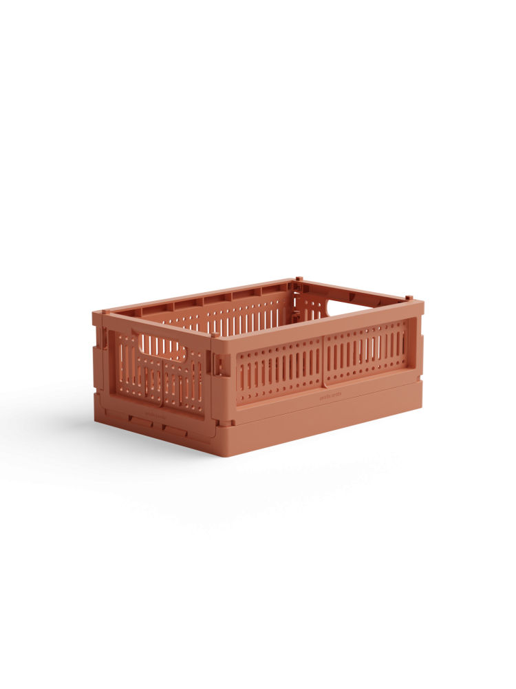storage boxes in recycled plastic, made crate, stackable boxes, aykassa, hay boxes, remix by Sofia, 100% recycled plastic.
