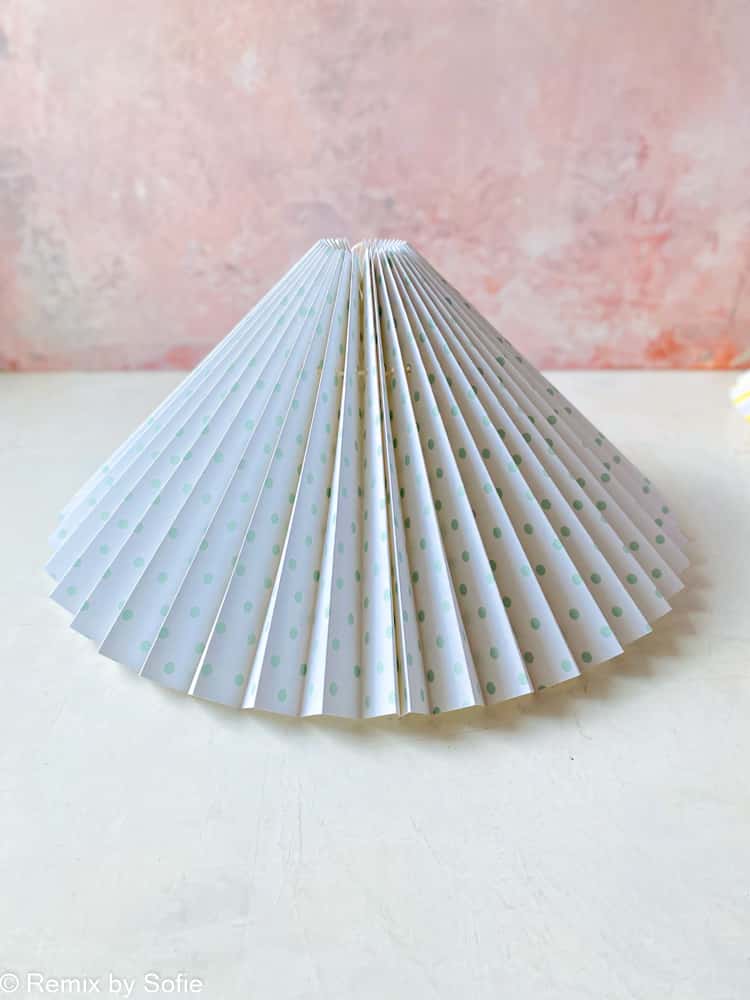 pink roses, lampshades, pleated lampshade, lampshade, colored lampshade, pleated lampshade with stripes, pleated lampshade with dots