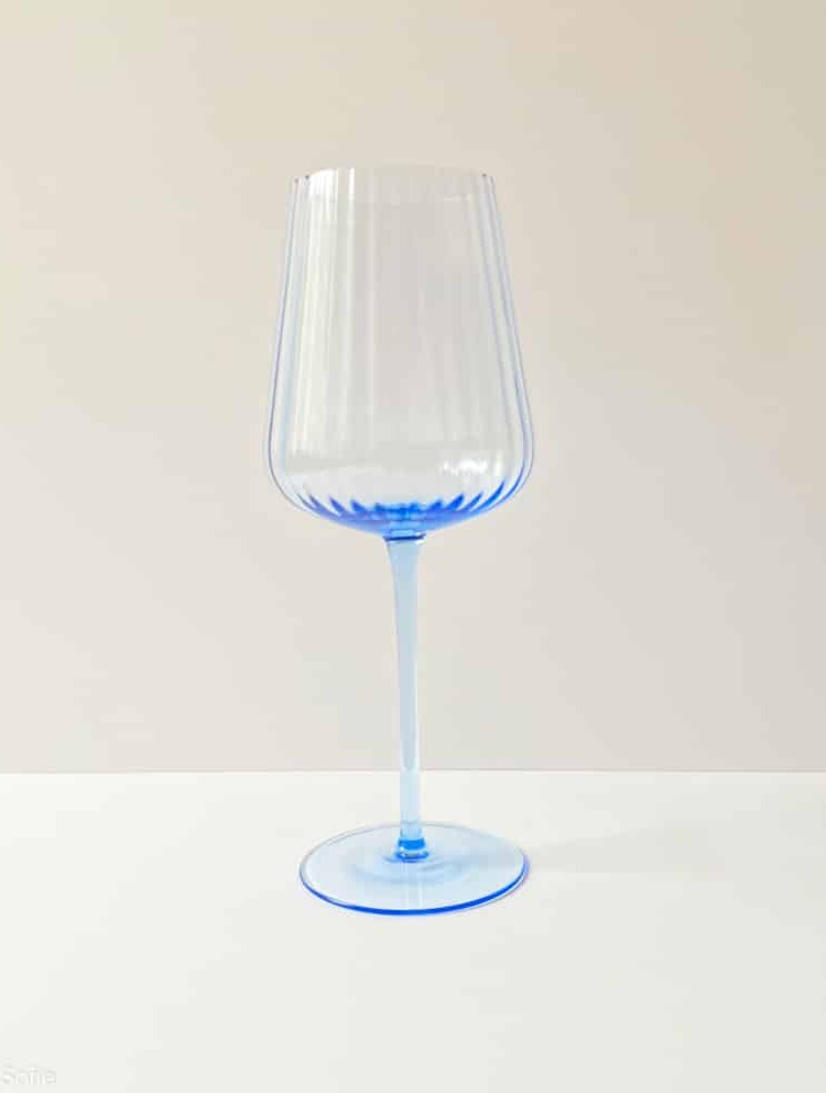 remix by Sofie, wine glass, mouth blown wine glass, remix wine glass, red wine glass, white wine glass.