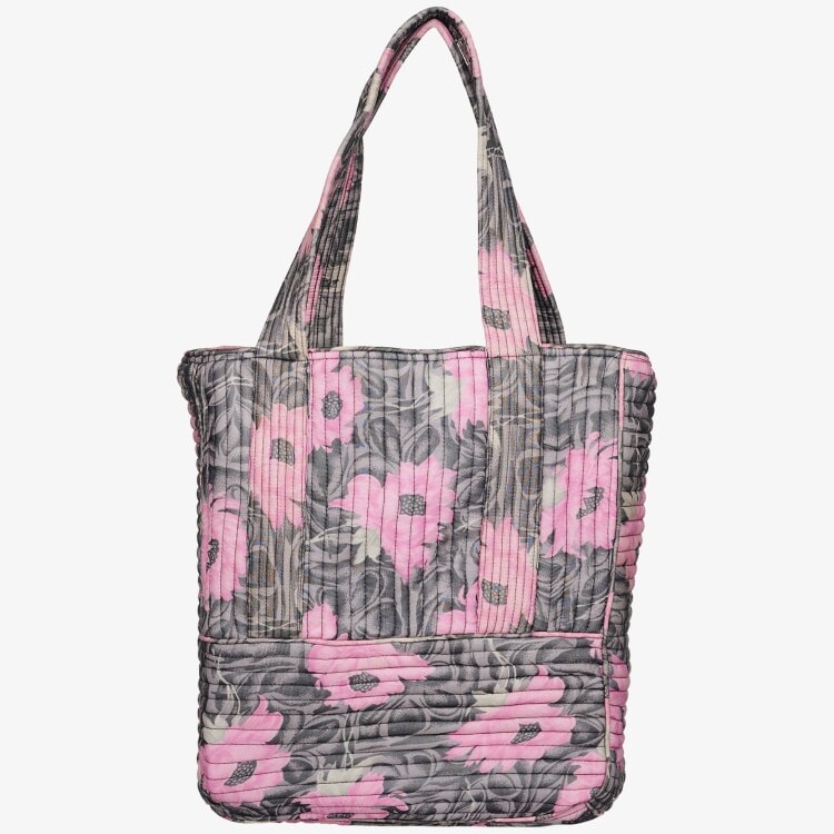 remix by sofie, sissel edelbo, bag, tote bag, maxi tote bag, silk tote bag, silk bag, sophia tote bag, sophia silk bag.