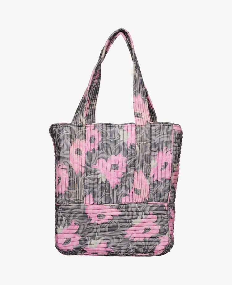 remix by sofie, sissel edelbo, bag, tote bag, maxi tote bag, silk tote bag, silk bag, sophia tote bag, sophia silk bag.