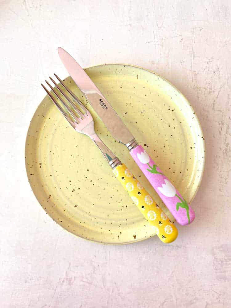 plate, breakfast plate, dessert plate, plate, hand-turned plate, handmade ceramics, ceramic plates, ceramic plates,remix by sofie, table setting, trine lise ceramics, trine lise ceramics