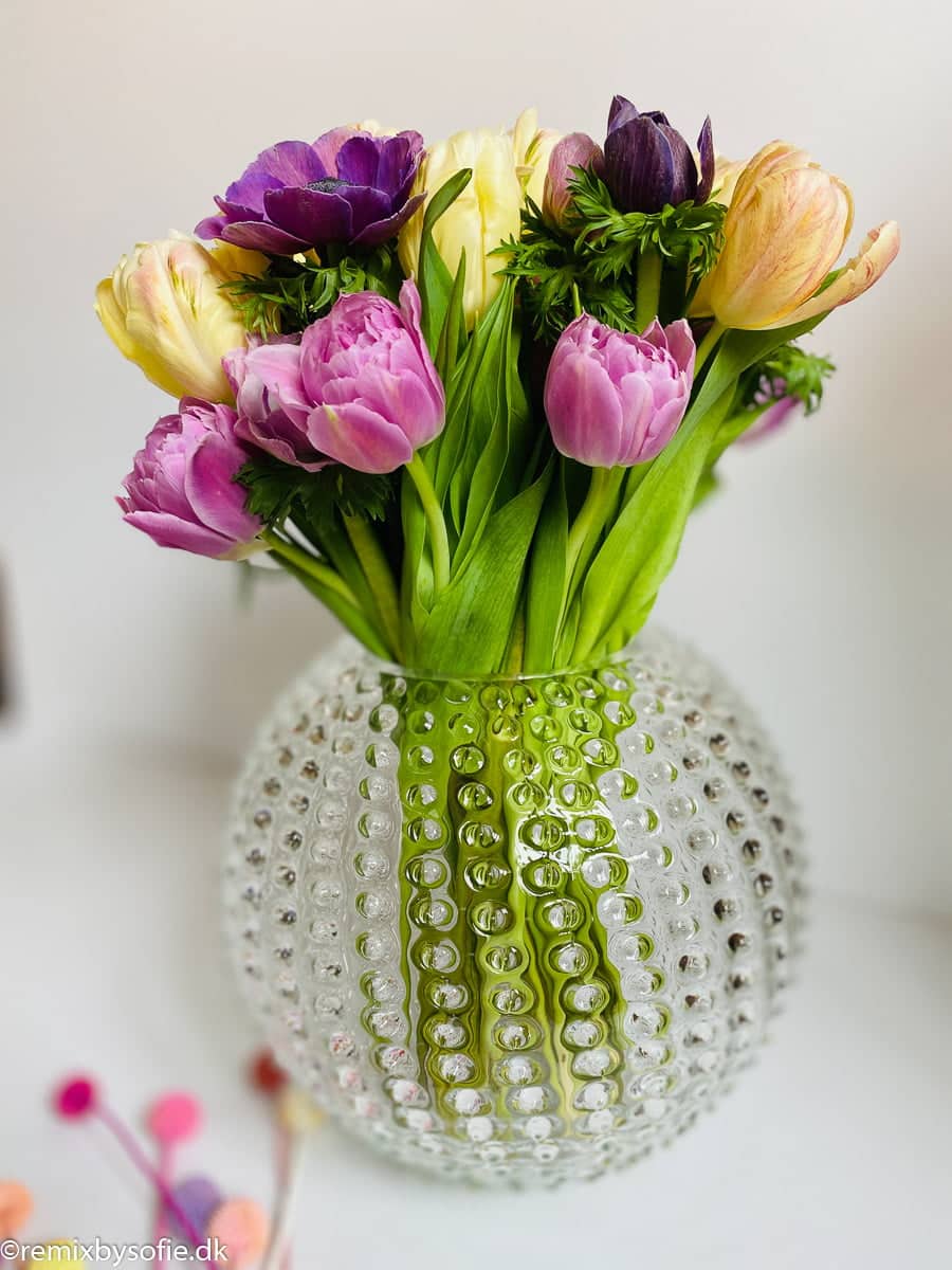 A porcupine vase in 24 cm in clear Anna von Lipa