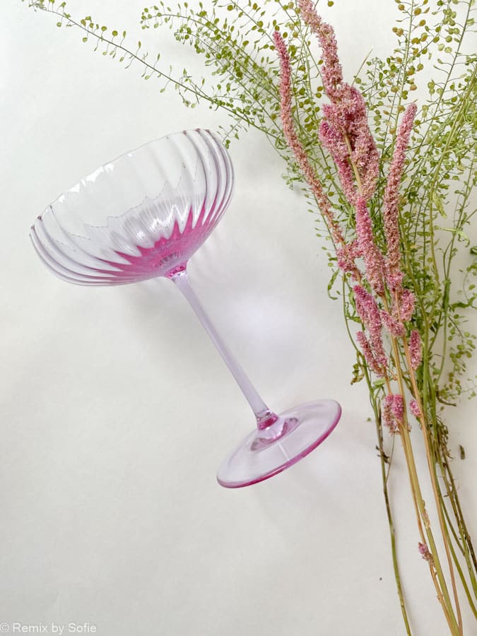 Lyon champagne bowl in purple, remix by Sofia, Anna von Lipa, Champagne bowl, champagne bowl, champagne glass, party glass.