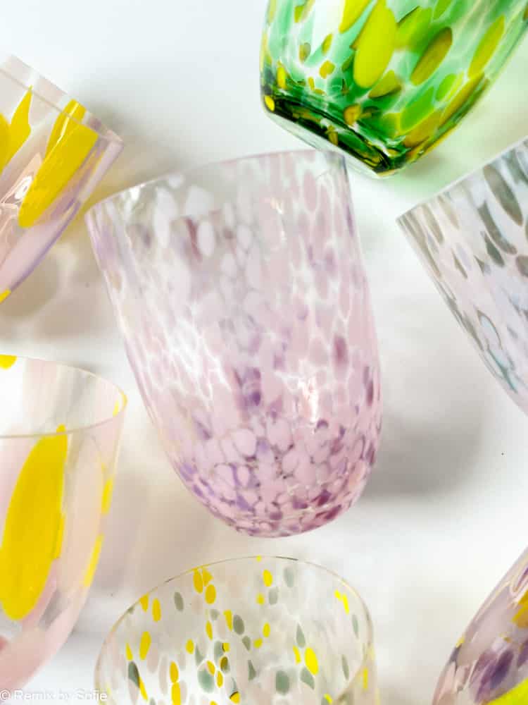 anna von lipa mix & match, swil glass, wawe glass, harlekin glass, tumbler, water glass, drinking glass, drinking glass, stained glass, interior, table setting, glass from anna von lipa