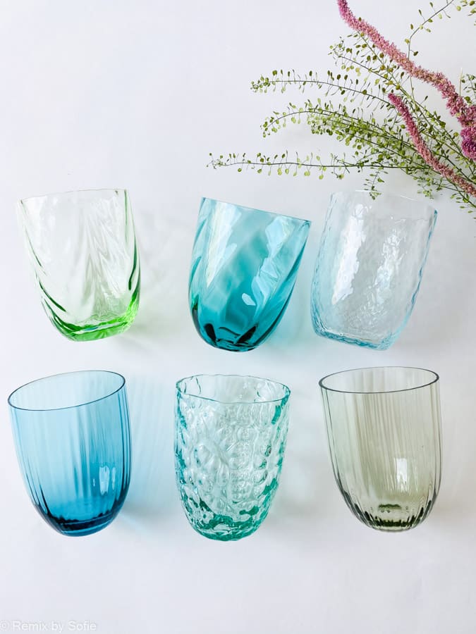 Anna von lipa, Remix by Sofie, Anna von lipa glass, handblown glass, handblown glass, drinking glass, water glass, colored glass, mix & matck glass, mix & matck glass, tumbler, wawe glass, swirl glass, harlequin glass, spiral glass, bamboo glass, olive glass, table cover, anna von lipa glass, anna von lipa retailer
