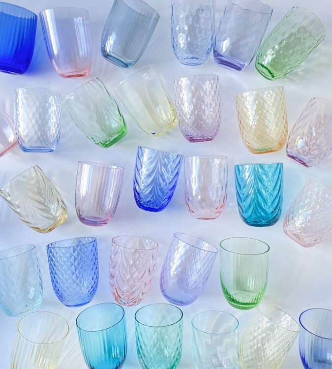 Anna von lipa, Remix by Sofie, Anna von lipa glass, handblown glass, handblown glass, drinking glass, water glass, colored glass, mix and mattck glass, mix & mattck glass, tumbler, wawe glass, swirl glass, harlequin glass, spiral glass, bamboo glass, olive glass, table cover, anna von lipa glass, anna von lipa retailer