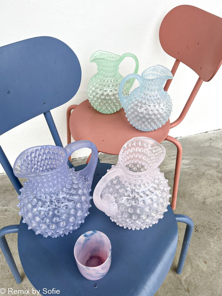 2 liters of jug in opaque, opal glass, opal glass, mouth blown opal glass jug, remix by sofie, 2 liters jug, anna von lipa hedgehog jug, jug in hedgehog glass, anna von lipa dealer, anna von lipa jug, anna von lipa hedgehog jug, hedgehog jug, hedgehog jug, hedgehog jug jug, hedgehog jug jug