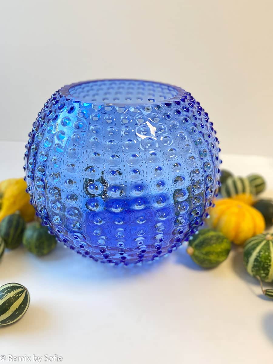Anna von Lipa, vase, flower vase, flower vase, hedgehog vase, hedgehog vase, hedgehog glass, hedgehog glass vase, hobnail, flower vase.