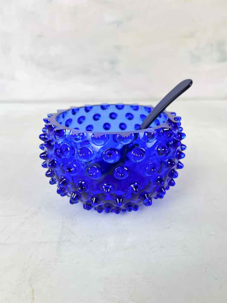 tapas bowl royal blue, anna von lipa, anna von lipa glass, anna von lipa retailer, remix by sofie, mix 6 match gla, swirl glass, wave glass, hedgehog glass, harlequin glass, bamboo glass, colorful glass, splash glass, confetti glass, anna von lipa jugs, spiral jugs, annavonlipa wine glasses, anna von lipa champagne glasses, vase, confetti vase, swirl vase, oslo vase, hedgehog jug, hedgehog jug, eiffel jug, 2 liter hedgehog jug, longdrink glass,
