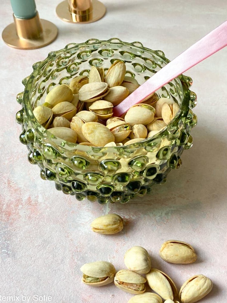 Anna von Lipa, Anna von Lipa glass, Annavon Lipa porcupine glass, tapas bowl, tapas bowl, bowl, porcupine bowl, snack bowl, glass bowl, tapas bowl.