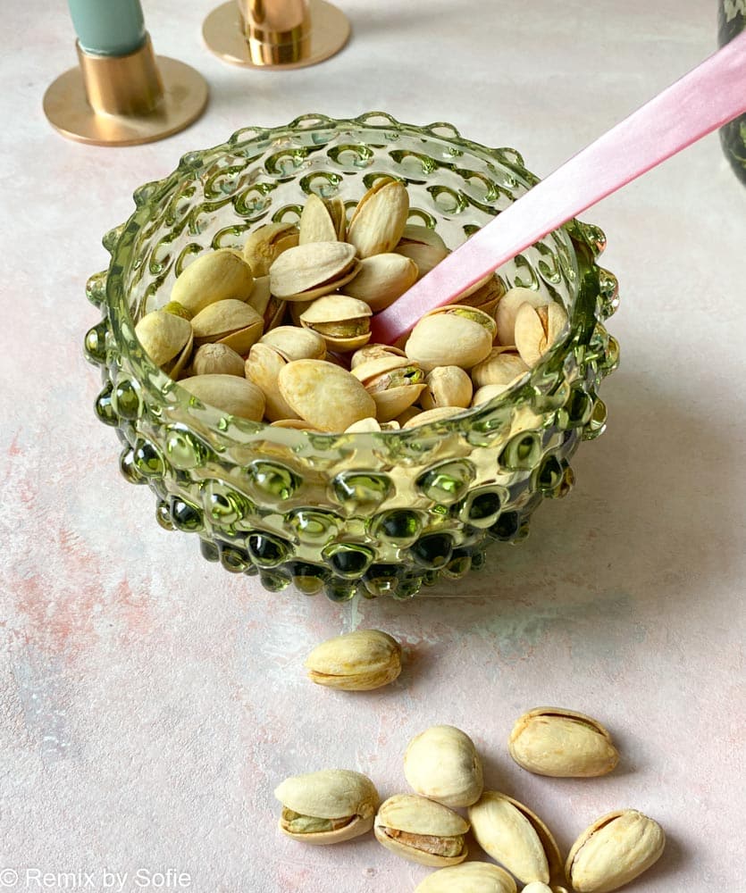 Anna von Lipa, Anna von Lipa glass, Annavon Lipa porcupine glass, tapas bowl, tapas bowl, bowl, porcupine bowl, snack bowl, glass bowl, tapas bowl.
